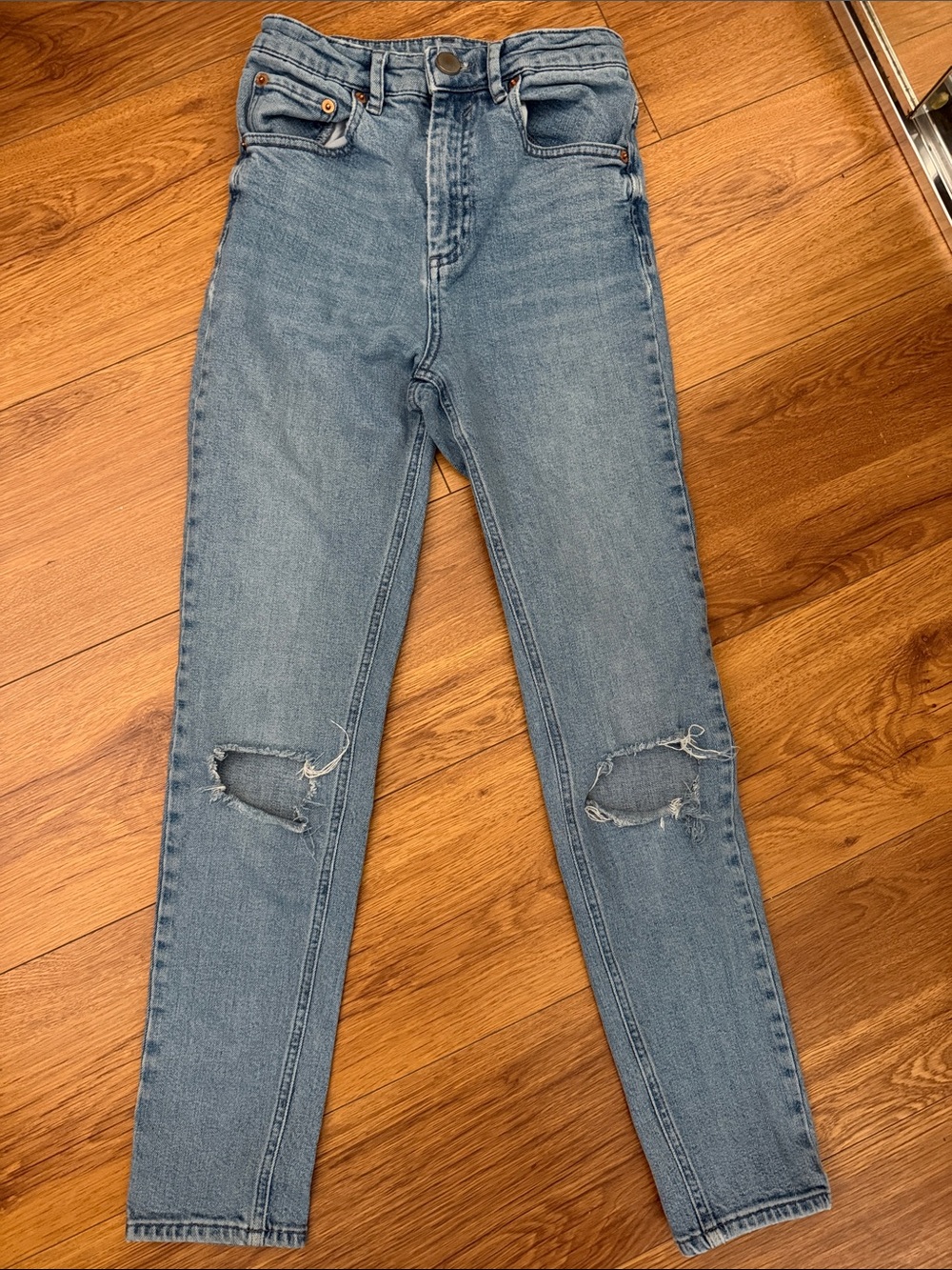 ASOS Light Blue High-Rise Distressed Women’s ankle jeans